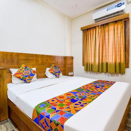 Hotel Fabexpress Nishesh Tower Ujjain Exterior foto